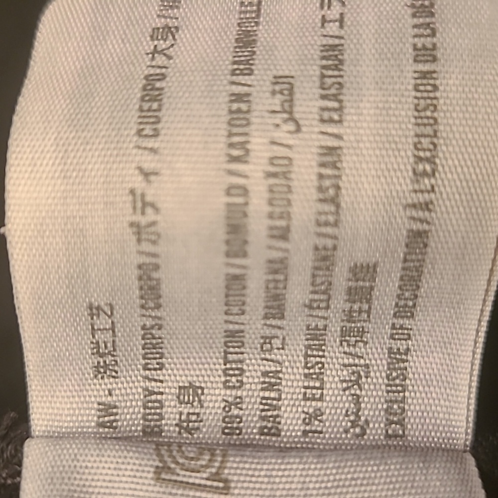 SOLD-Abercrombie & Fitch The 90s Straight Ultra High Rise Jeans Black Raw Hems - Picture 10 of 11